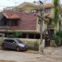 Residential Villa With 2bhk Rents of 5 portions